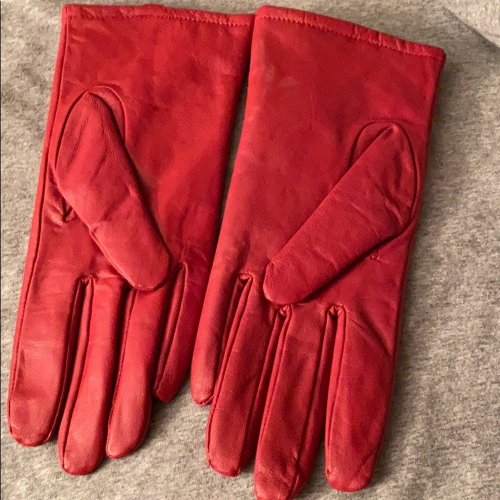 Red leather gloves - Picture 3 of 3